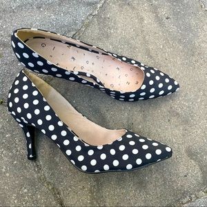 Polka dot fabric pumps size 10